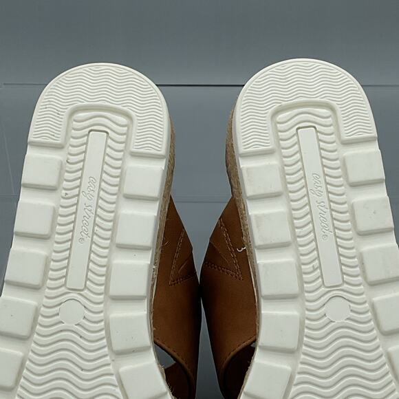 NEW Easy Street Women’s Maryann Wedge Sandals Tan Size 7W - Picture 9 of 10